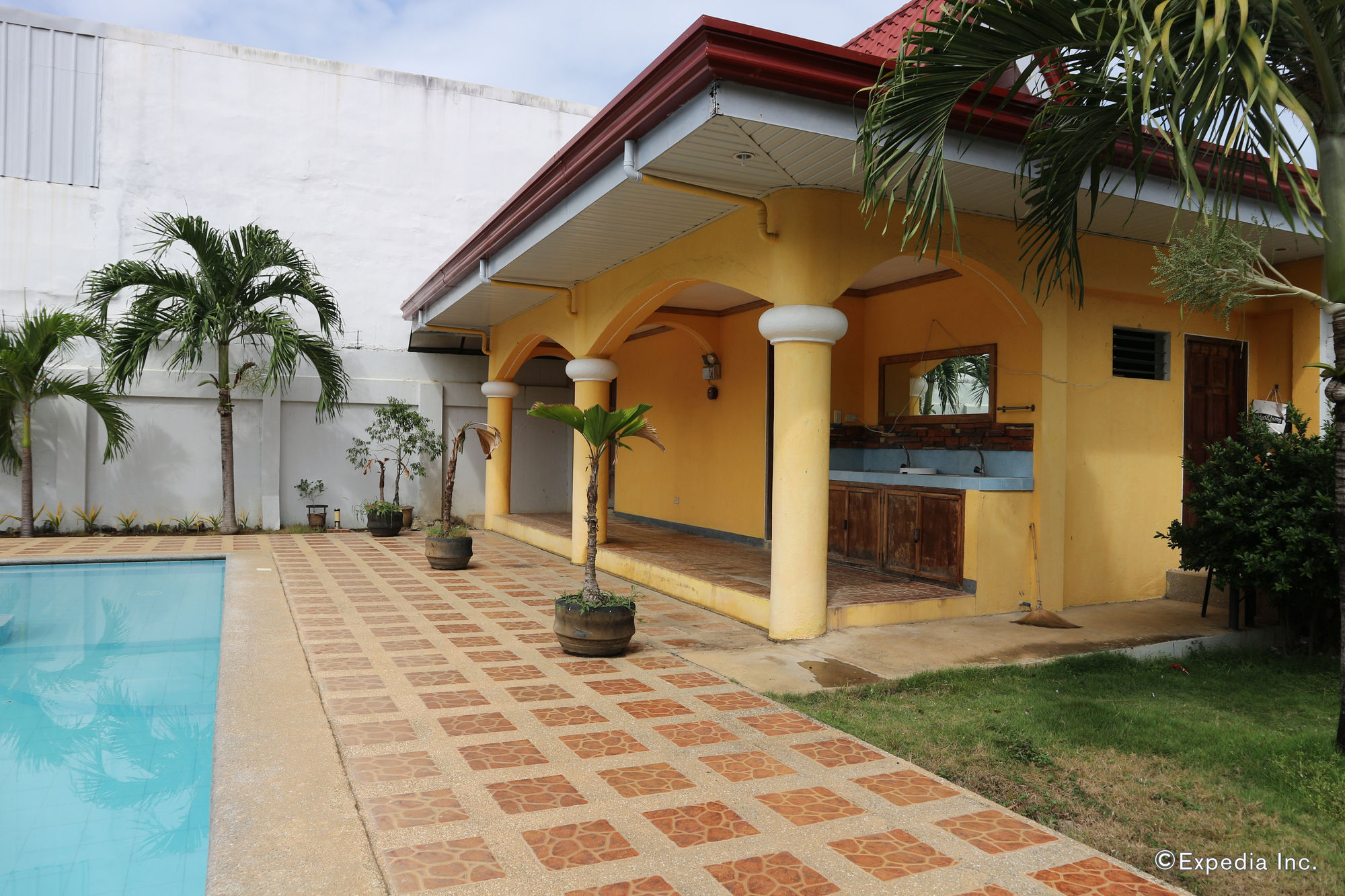 Villa Manuel Tourist Inn Puerto Princesa Kültér fotó